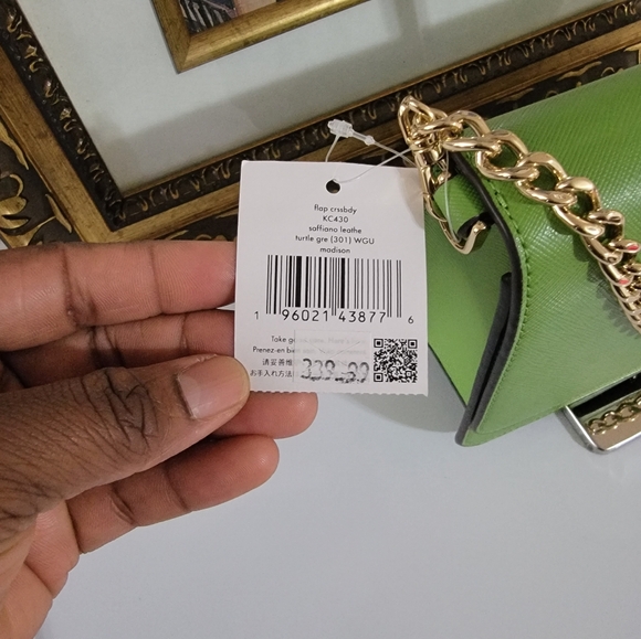 Kate Spade Flap Saffiano leather crossbody - Picture 5 of 8